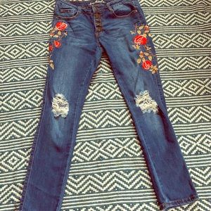 Jeans with Embroidered Flowers